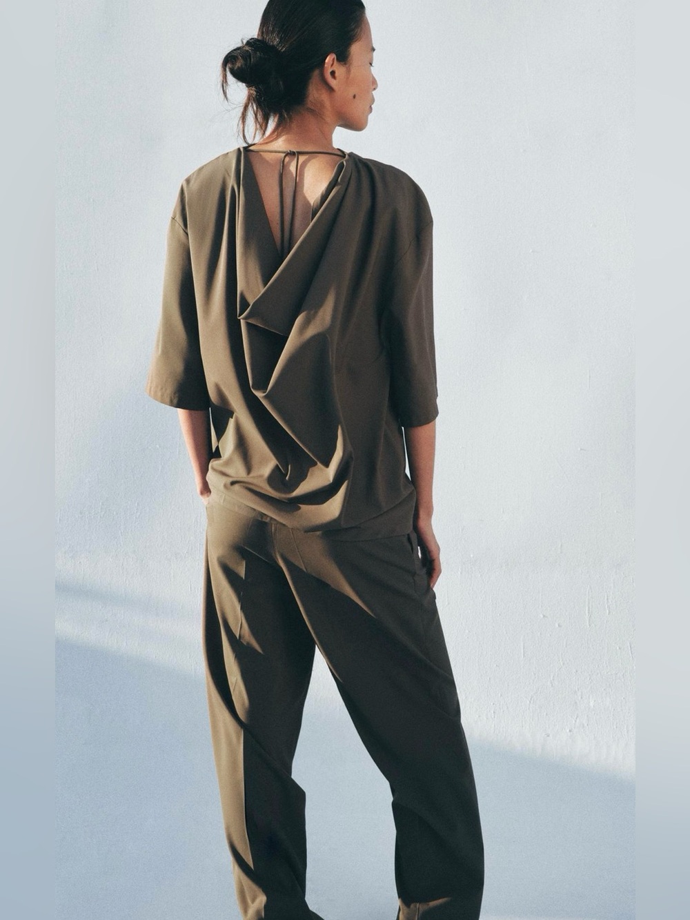 ZARA WOMAN TOP
